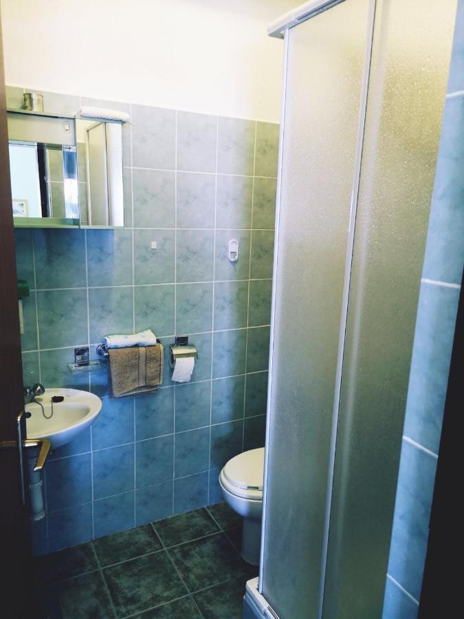 Apartments Josip 维耶拉克 外观 照片