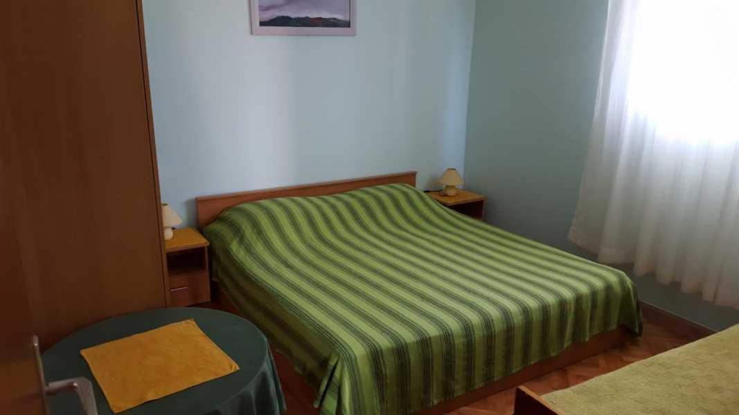 Apartments Josip 维耶拉克 外观 照片